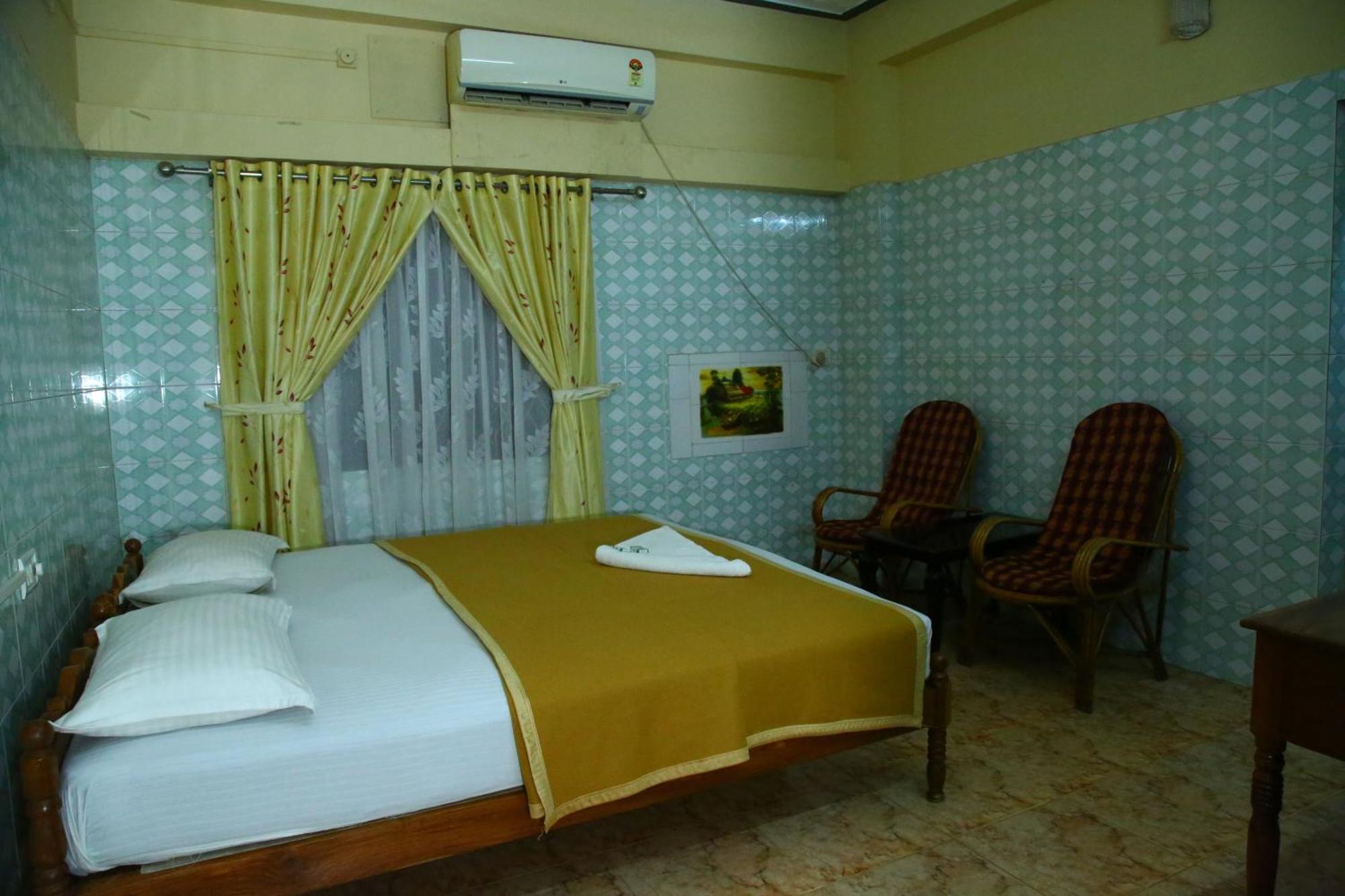 Lake Palace Family Resort Kumarakom Exterior foto