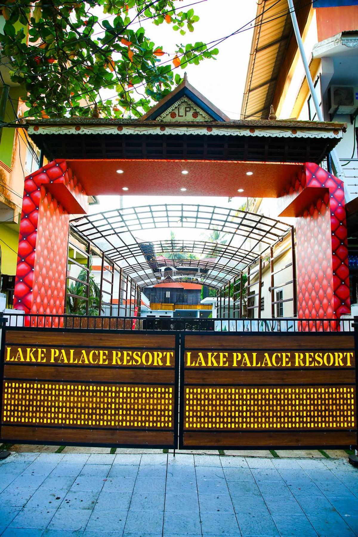 Lake Palace Family Resort Kumarakom Exterior foto